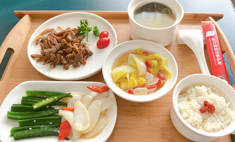 月子餐